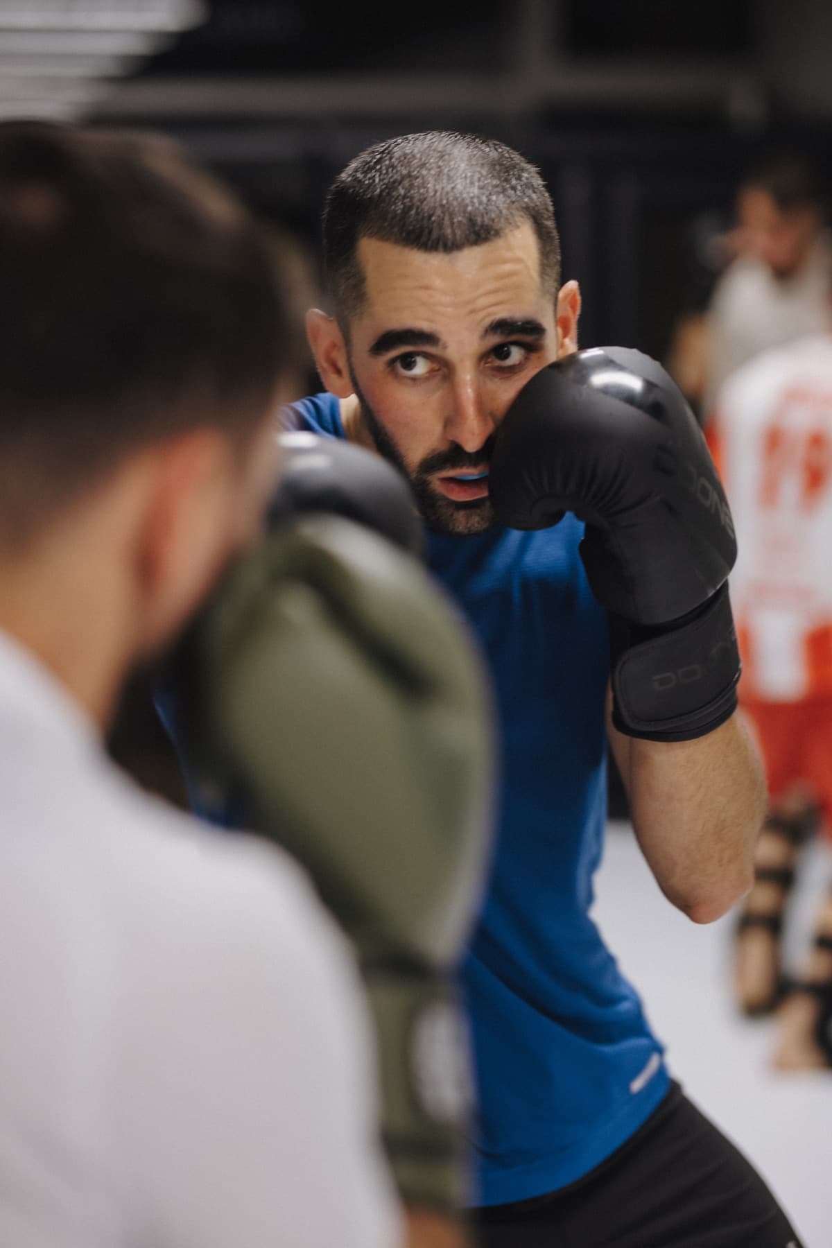 Sparring focado — olho no adversário